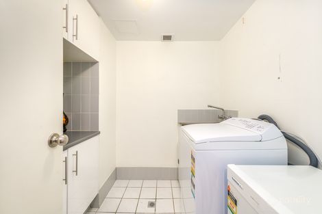Property photo of 37/15 Victoria Avenue Broadbeach QLD 4218