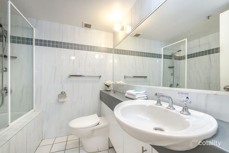 Property photo of 37/15 Victoria Avenue Broadbeach QLD 4218