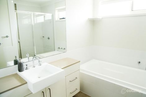 Property photo of 2 Cohen Place Goulburn NSW 2580