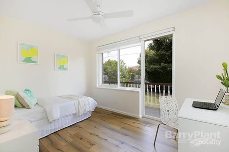 Property photo of 1/10 Elm Grove McKinnon VIC 3204