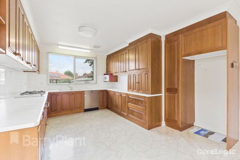 Property photo of 27 Chelmsford Crescent St Albans VIC 3021