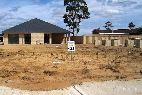 Property photo of 8 Granada Loop Canning Vale WA 6155