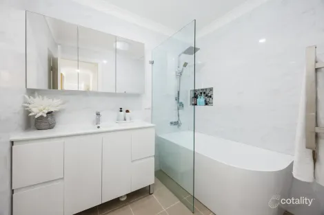 Property photo of 4/21 Hunts Avenue Eastwood NSW 2122