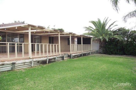 Property photo of 25 Bridgedale Close Beldon WA 6027