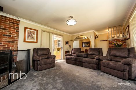 Property photo of 6 Pioneer Place Orange NSW 2800