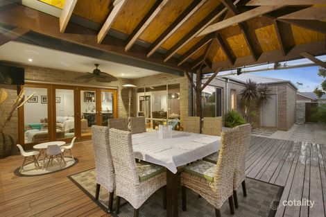 Property photo of 22 Mallard Street Berwick VIC 3806