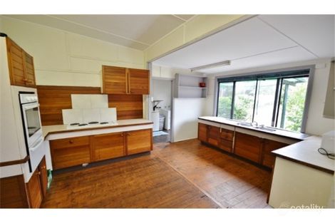 Property photo of 143 Budgewoi Road Budgewoi NSW 2262