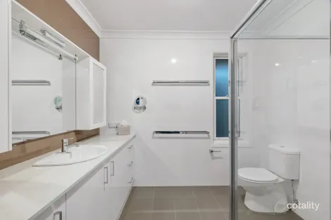 Property photo of 44 Peak Drive Hillvue NSW 2340