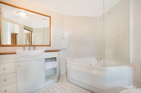 Property photo of 8/210-218 Surf Parade Surfers Paradise QLD 4217