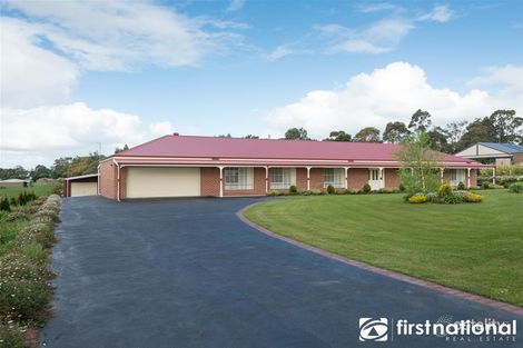 8 Gwen Meredith Dr, Bunyip, VIC 3815