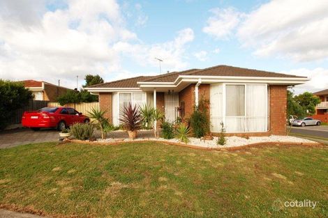 Property photo of 24 Kanooka Grove Meadow Heights VIC 3048