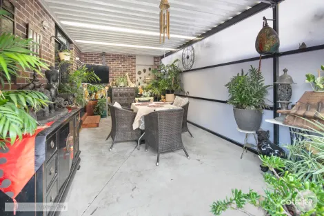 Property photo of 2 Red Robin Drive Winter Valley VIC 3358