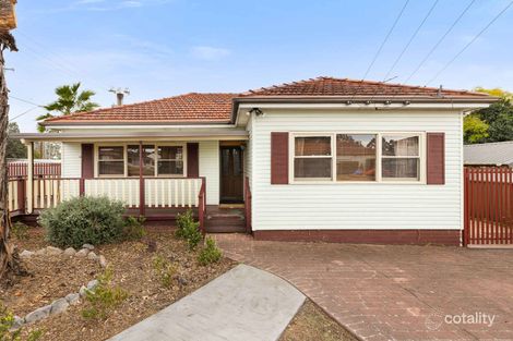 19 Station Rd, Toongabbie, NSW 2146