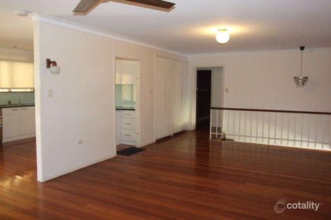 Property photo of 25 Dirkala Street Mansfield QLD 4122