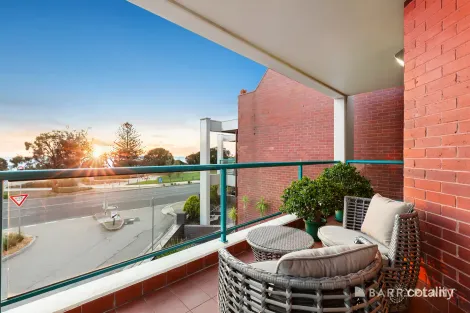 Property photo of 23/122 Beach Road Sandringham VIC 3191