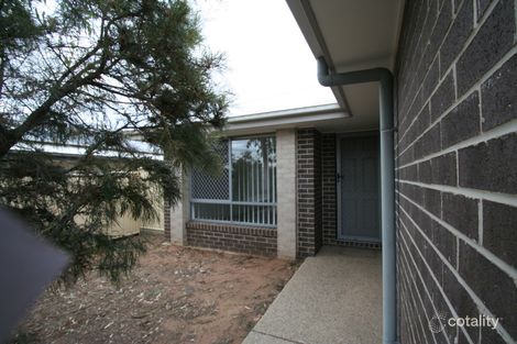 Property photo of 61 Lakeside Drive Emerald QLD 4720