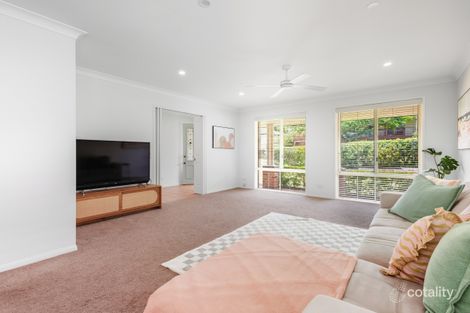 Property photo of 8 Edward Street Labrador QLD 4215