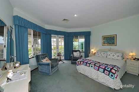 Property photo of 69 Waterside Drive Dudley Park WA 6210