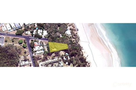 8 Blacks Beach Rd, Blacks Beach, QLD 4740