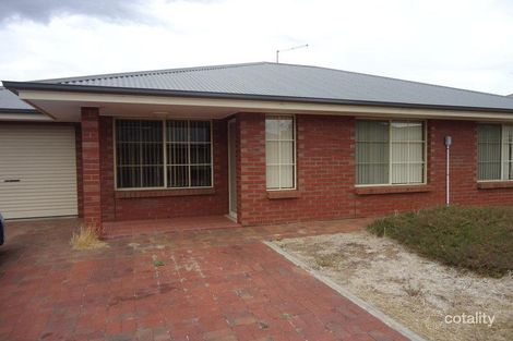 Property photo of 2/11 Kintore Avenue Murray Bridge SA 5253