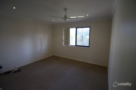 Property photo of 27 Corrimal Place Sandstone Point QLD 4511
