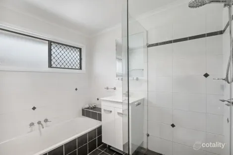 Property photo of 1 Tempi Street Thorneside QLD 4158