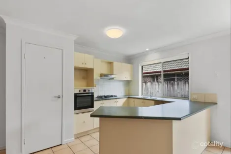 Property photo of 15 Greening Place Bracken Ridge QLD 4017