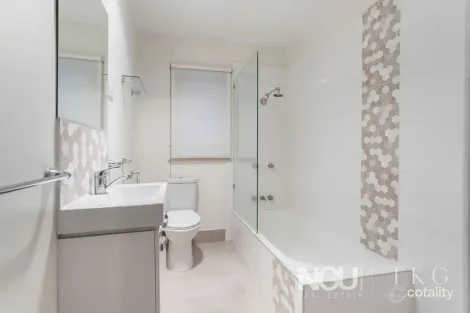 Property photo of 28 Robertson Road Eastern Heights QLD 4305