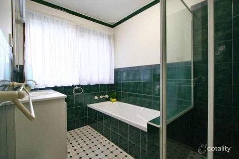 Property photo of 10 Stockwell Place Figtree NSW 2525