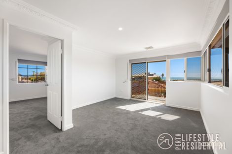Property photo of 17 Springhill Place Two Rocks WA 6037
