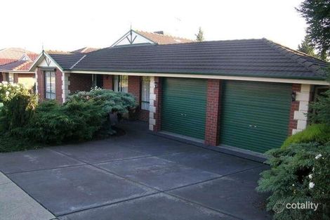 Property photo of 40 Royston Avenue Berwick VIC 3806