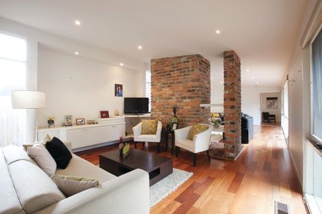 Property photo of 10 St Johns Parade Kew VIC 3101