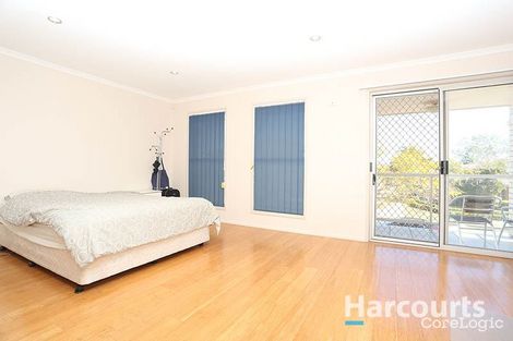 Property photo of 18 Muirfield Crescent Oxley QLD 4075
