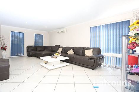 Property photo of 18 Muirfield Crescent Oxley QLD 4075