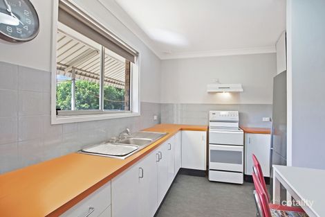 Property photo of 1/5-7 Gascoigne Road Gorokan NSW 2263