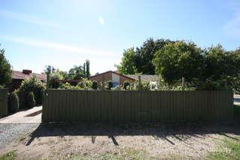 1 Chateau Ct, Reynella East, SA 5161