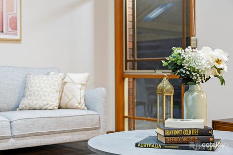 Property photo of 76 Kendall Drive Narre Warren VIC 3805