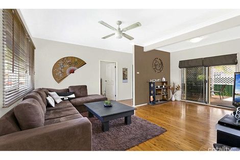 Property photo of 27 Buckingham Road Berkeley Vale NSW 2261