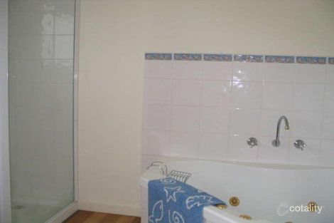 Property photo of 8 Holzer Drive Apollo Bay VIC 3233