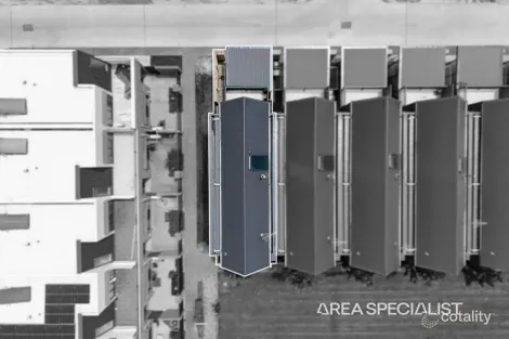 Property photo of 1 Ripplebrook Walk Pakenham VIC 3810