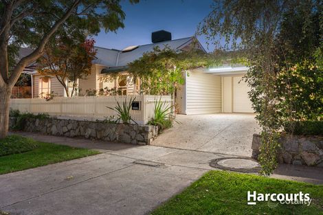 Property photo of 39 Allardice Parade Berwick VIC 3806