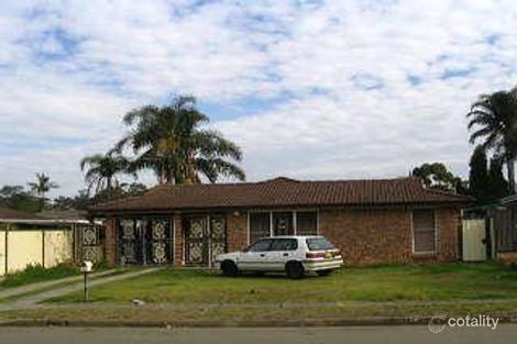 10 Corinda St, St Johns Park, NSW 2176