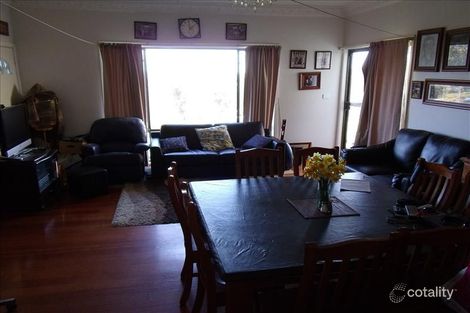 204 Stoll Rd, Jindivick, VIC 3818