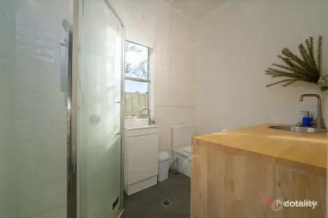 Property photo of 194 Mann Street Armidale NSW 2350