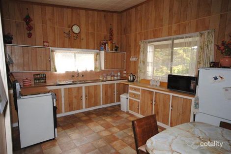 Property photo of 41 Lake Drive Howqua Inlet VIC 3723