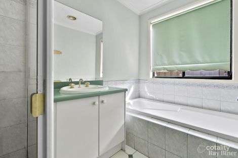 Property photo of 13 Wings Way Attwood VIC 3049