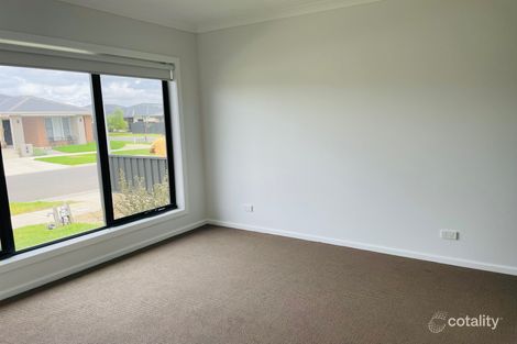 Property photo of 18 Festivity Street Tarneit VIC 3029