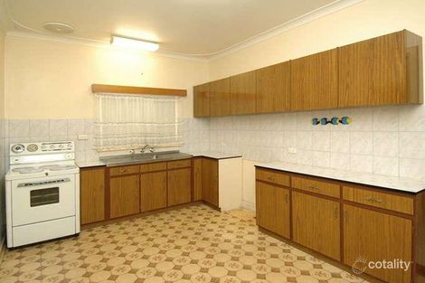 Property photo of 20 Halse Crescent Melville WA 6156