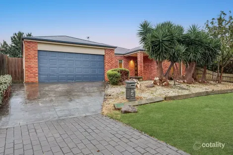 6 Redmore Ct, Berwick, VIC 3806