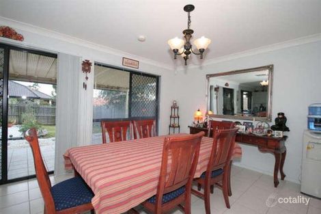 Property photo of 39 Cascade Drive Forest Lake QLD 4078